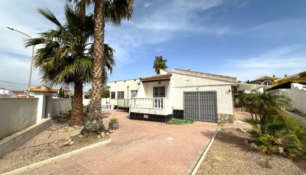 Resale - Detached Villa - Ciudad Quesada