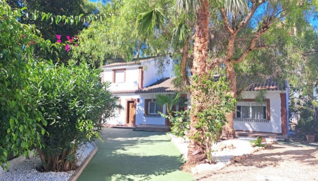 Wiederverkauf - Country House - Orihuela