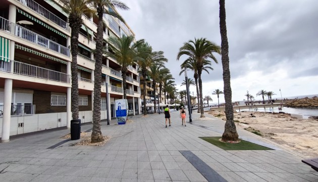 Herverkoop - Apartment - Torrevieja - Playa del Cura