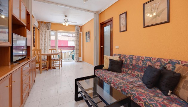 Herverkoop - Apartment - Torrevieja - Centro