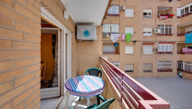 Herverkoop - Apartment - Torrevieja - Centro