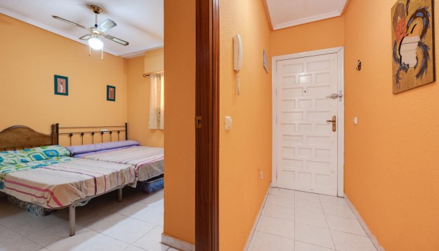 Herverkoop - Apartment - Torrevieja - Centro