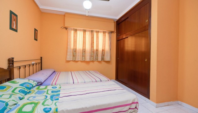 Herverkoop - Apartment - Torrevieja - Centro