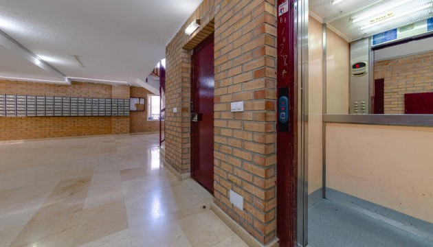 Herverkoop - Apartment - Torrevieja - Centro