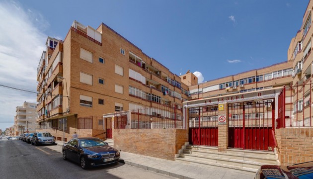 Herverkoop - Apartment - Torrevieja - Centro