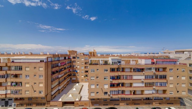 Wiederverkauf - Apartment - Torrevieja - Centro