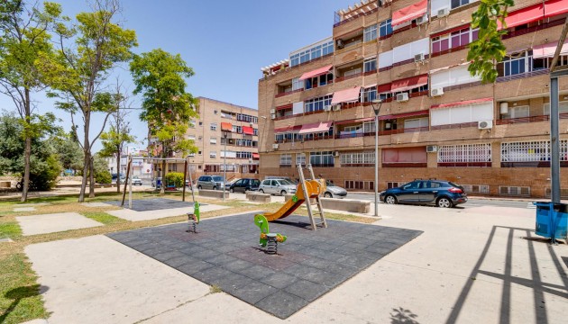 Herverkoop - Apartment - Torrevieja - Centro