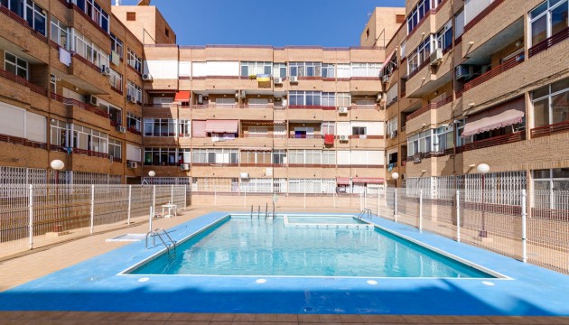 Wiederverkauf - Apartment - Torrevieja - Centro