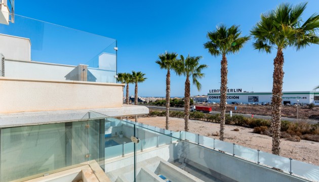 Herverkoop - Detached Villa - Orihuela Costa - Lomas de Cabo Roig