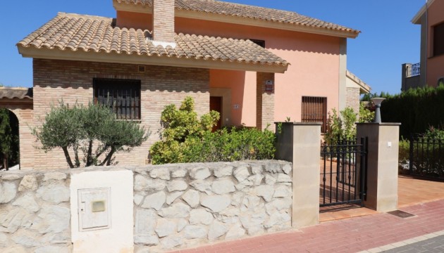 Herverkoop - Detached Villa - Algorfa - La Finca Golf Resort