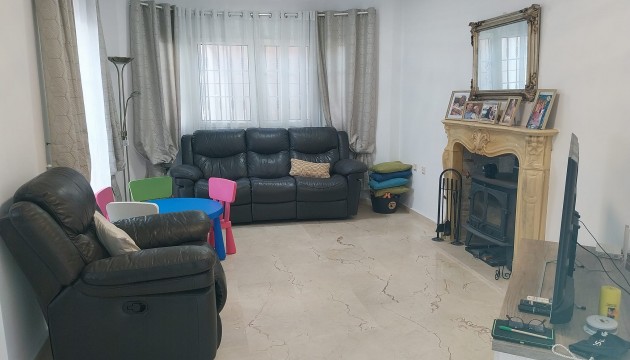 Herverkoop - Semi Detached Villa - Orihuela Costa - Villamartín