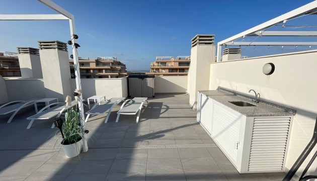 Herverkoop - Apartment - Orihuela Costa - Villamartín