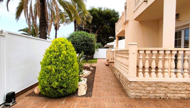 Herverkoop - Detached Villa - Orihuela Costa - Cabo Roig