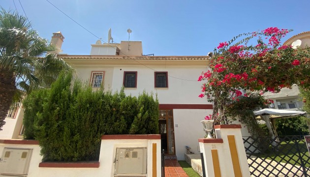 Herverkoop - Semi Detached Villa - Orihuela Costa - Villamartín