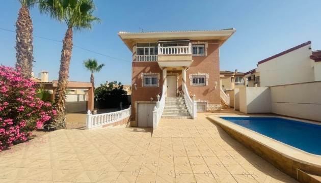 Herverkoop - Detached Villa - Ciudad Quesada