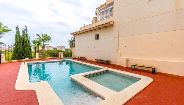 Herverkoop - Apartment - Orihuela Costa - Campoamor