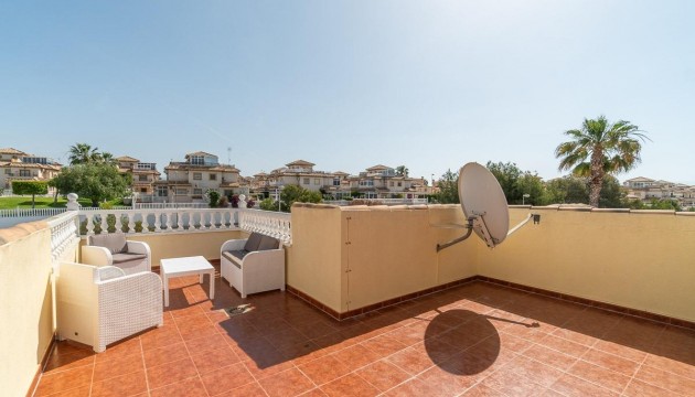 Herverkoop - Detached Villa - Orihuela Costa - La Zenia