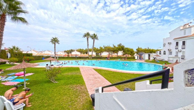 Begagnad - Radhus - Torrevieja - Torrelamata - La Mata
