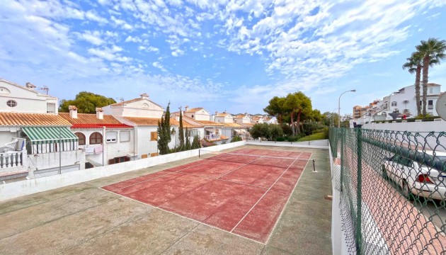 Begagnad - Radhus - Torrevieja - Torrelamata - La Mata
