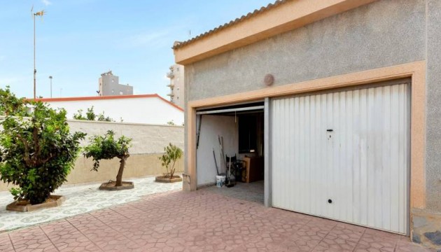 Reventa - Chalet Independiente - Torrevieja - Nueva Torrevieja - Aguas Nuevas