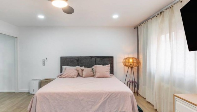 Перепродажа - Квартира - Torrevieja