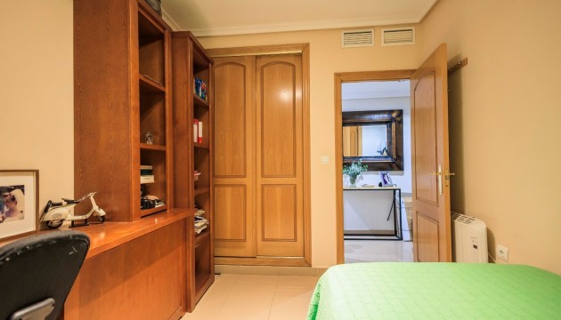 Herverkoop - Apartment - Torrevieja