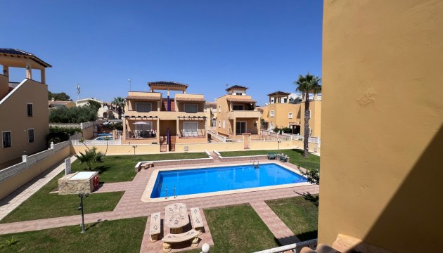 Перепродажа - отдельная вилла - Orihuela - Villamartín