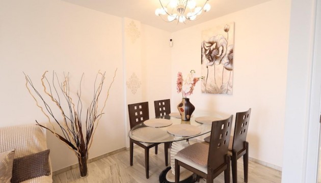 Herverkoop - Apartment - Alicante - Barrio Obrero