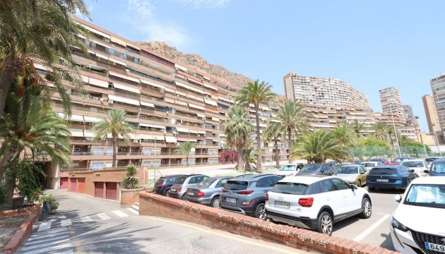 Herverkoop - Apartment - Alicante - Barrio Obrero