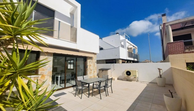 Herverkoop - Semi Detached Villa - Orihuela Costa - Lomas de Cabo Roig