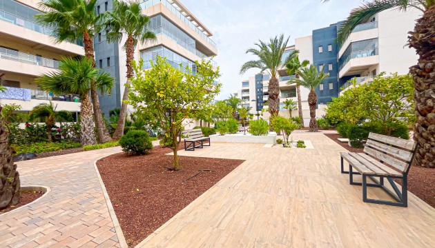 Herverkoop - Apartment - Orihuela Costa - Villamartín