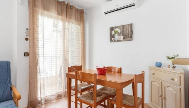 Перепродажа - Квартира - Torrevieja