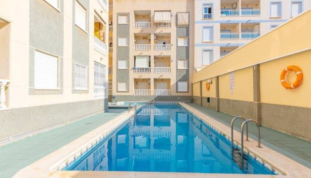 Перепродажа - Квартира - Torrevieja