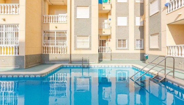 Перепродажа - Квартира - Torrevieja