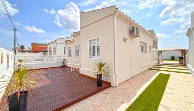 Перепродажа - отдельная вилла - Torrevieja - San Luis