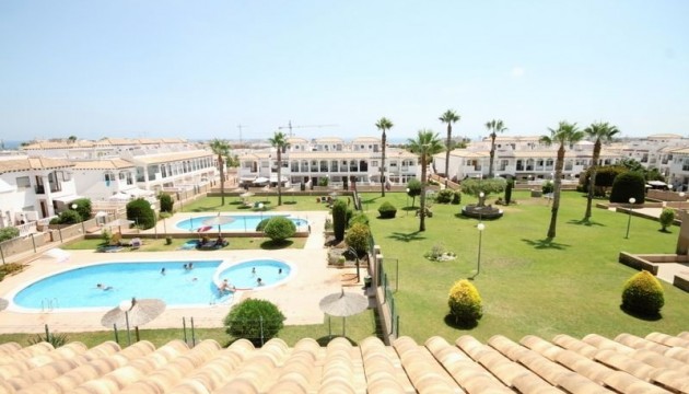 Begagnad - Bungalow - Orihuela Costa - Punta Prima