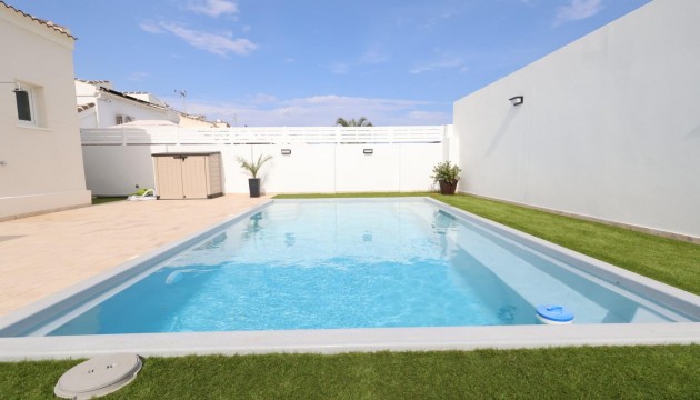 Resale - Detached Villa - Torrevieja - San Luis