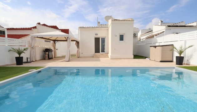 Wiederverkauf - Detached Villa - Torrevieja - San Luis