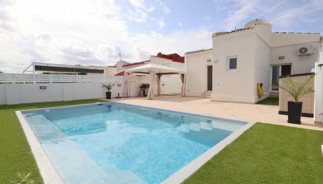 Перепродажа - отдельная вилла - Torrevieja - San Luis