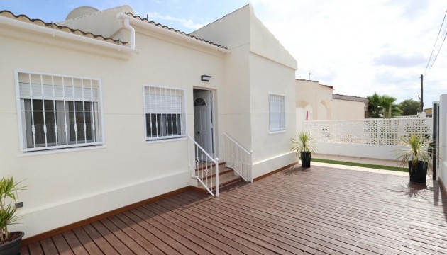 Перепродажа - отдельная вилла - Torrevieja - San Luis