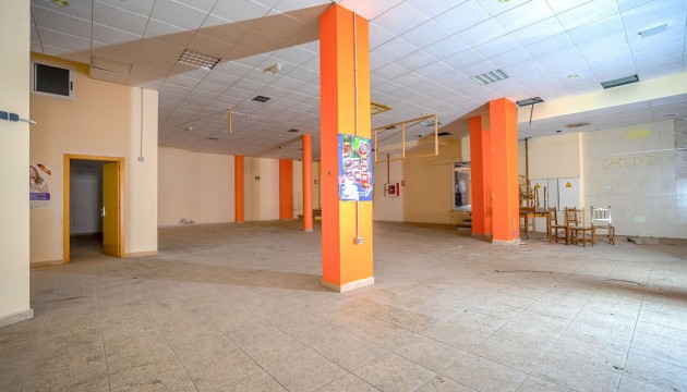 Reventa - Comercial - Torrevieja