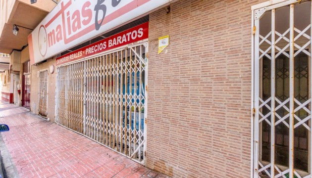 Resale - Commercial - Torrevieja