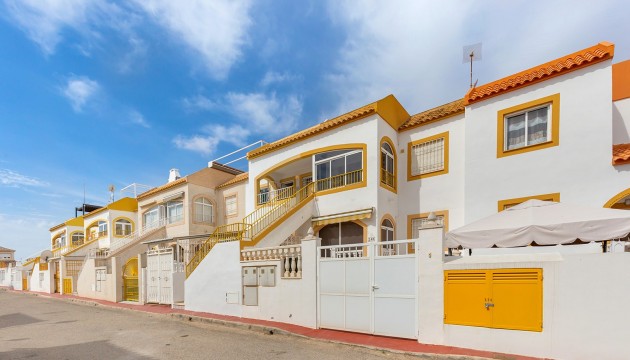 Begagnad - Bungalow - Torrevieja - La Siesta - El Salado -  Torreta