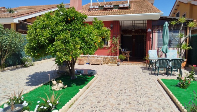 Begagnad - Fristående Villa - Guardamar del Segura - El Raso