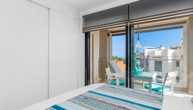 Resale - Apartment - Orihuela Costa - Villamartín