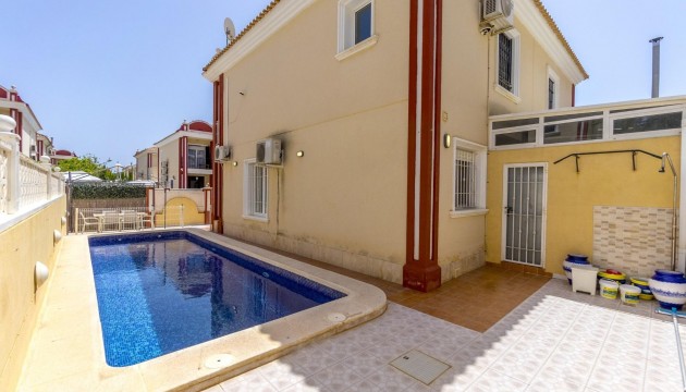 Resale - Townhouse - Orihuela Costa - Campoamor