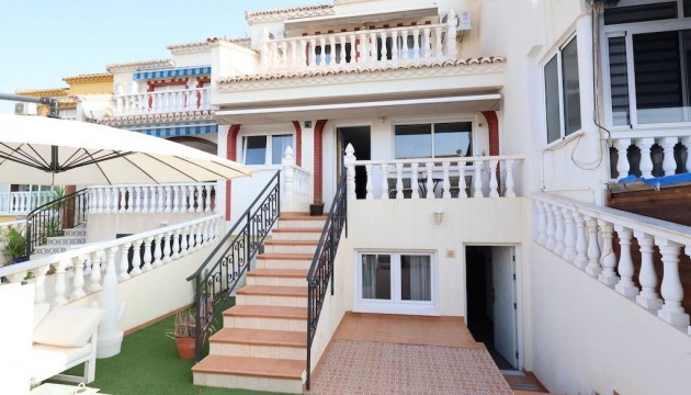 Resale - Semi Detached Villa - Torrevieja - La Siesta - El Salado -  Torreta