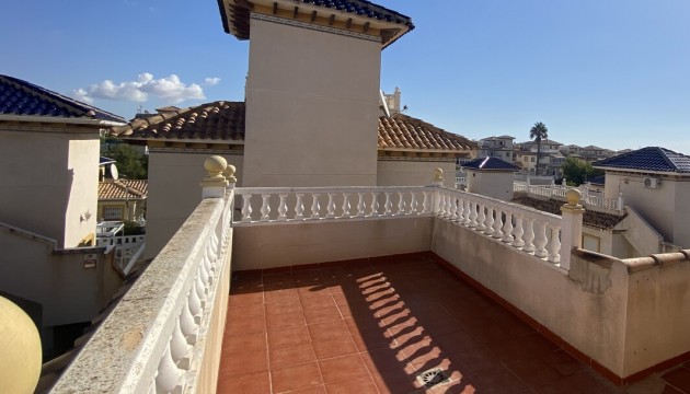 Herverkoop - Detached Villa - Orihuela Costa - La Zenia