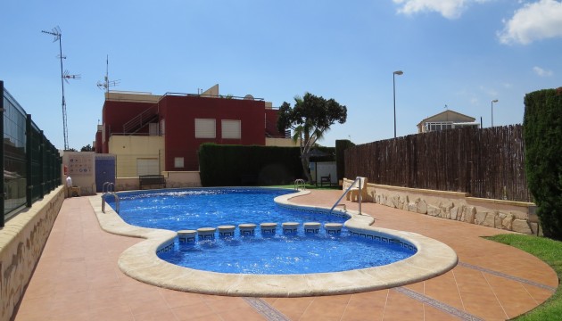 Перепродажа - Таунхаус - Orihuela - Villamartín