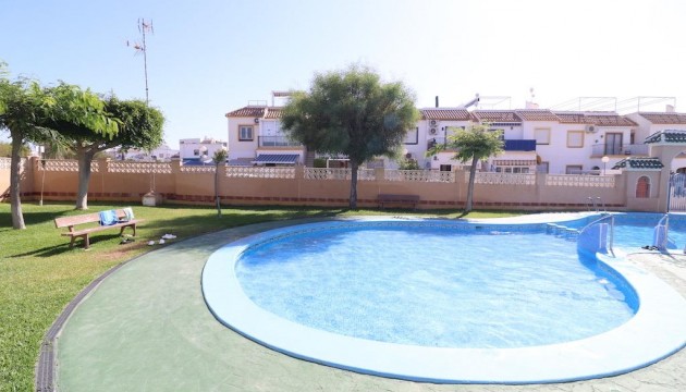 Begagnad - Bungalow - Orihuela Costa - Playa Flamenca